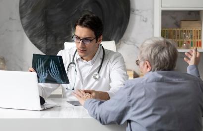 A doctor discussing an arthritis diagnosis with a patient. Image by Vitaliy Abbasov via Shutterstock. A doctor discussing an arthritis diagnosis with a patient. Image by Vitaliy Abbasov via Shutterstock.